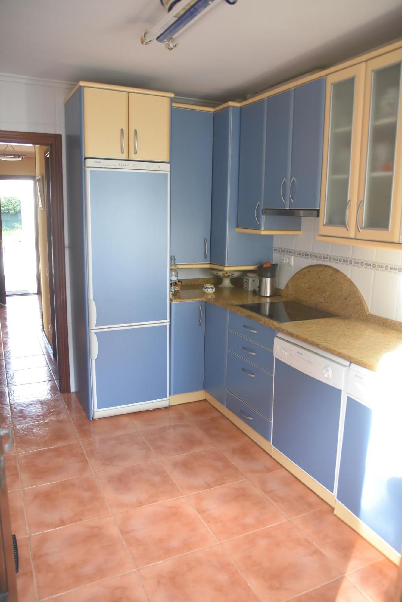 Chalet En Urbanizacion Con Piscina Argonos Bagian luar foto